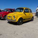 Poi c�� una 500 R gialla modificata secondo il concetto del �restomod�: si personalizza l�auto senza per� stravolgerne la base di partenza